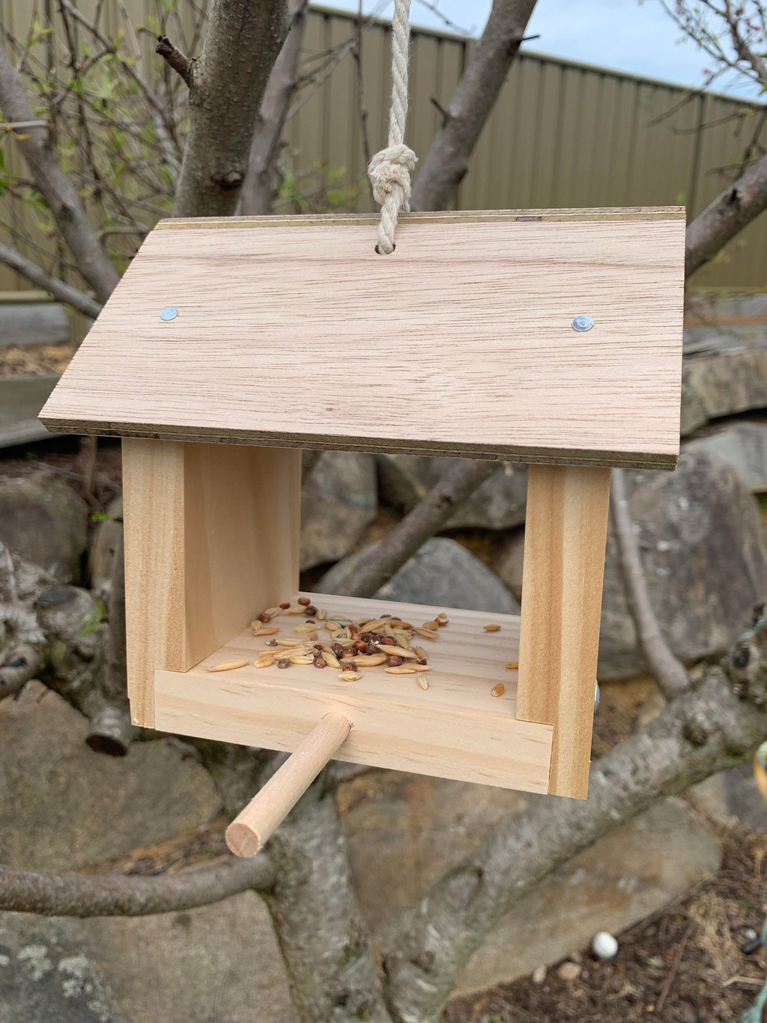 Build It Yourself Bird Feeder